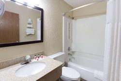 Super 8 by Wyndham Dubuque