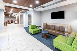Holiday Inn Express Hotel & Suites Del Rio