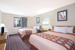 Super 8 by Wyndham Douglas