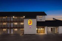 Super 8 by Wyndham Vandalia/Dayton Intl Airport