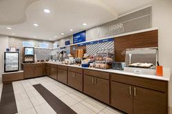 Holiday Inn Express Hotel & Suites Fredericksburg