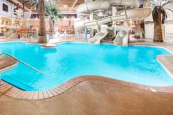 Ramada by Wyndham Des Moines Tropics Resort & Conf