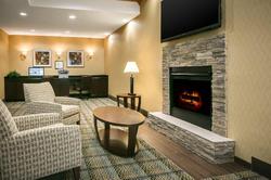 Holiday Inn Express & Suites Clinton