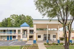 Days Inn by Wyndham Fredericksburg North