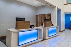 Holiday Inn Express Dallas East- Fairpark