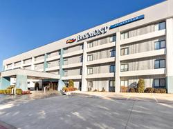 Baymont by Wyndham Arlington At Six Flags Dr