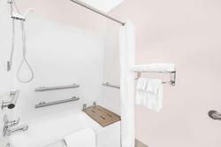 Microtel Inn & Suites By Wyndham Colfax/Newton