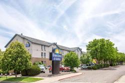 Days Inn & Suites by Wyndham Denver INTL