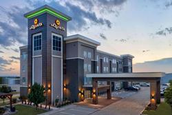 La Quinta Inn & Suites Denton University Drive