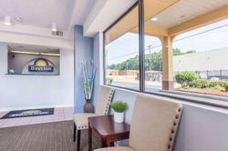 Days Inn by Wyndham Clinton MS