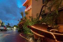 Fort Lauderdale Beach Resort Hotel & Suites