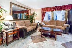 Super8 by Wyndham Colorado Springs/Chestnut Street