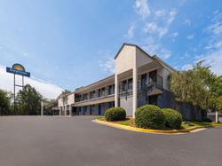 Days Inn by Wyndham College Park Airport Best Road