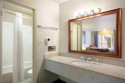 Super 8 By Wyndham Atlanta Hartsfield Jackson Airp