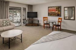 Astoria Riverwalk Inn