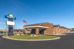 Days Inn by Wyndham Anderson IN