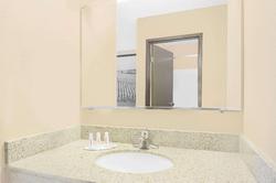 Boarders Inn & Suites Waterloo/Cedar Falls