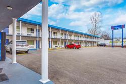 Motel 6 Huntington, WV