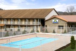 Days Inn by Wyndham Huntington