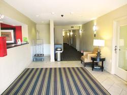 Extended Stay America - Kansas City - Country Club