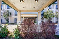 Ark Suites By OYO Jonesboro I-555