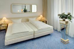 La Strada Grand Hotel
