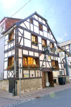 Goldflair am Rathaus