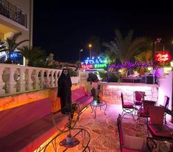 Sinatra Hotel