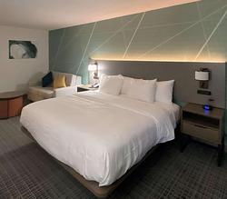 Comfort Inn & Suites Louisville Airport Fair&Expo