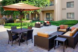 Courtyard By Marriott Lexington North