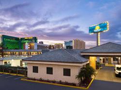 Days Inn by Wyndham Las Vegas Airport Near Strip