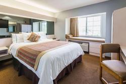 Microtel Inn & Suites By Wyndham Kansas City Airp