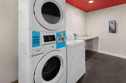 Super 8 by Wyndham Bridgeport/Clarksburg Area