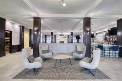 Holiday Inn & Suites Madison West