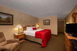 Ramada by Wyndham Marshall