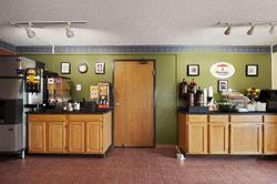Super 8 by Wyndham Mansfield