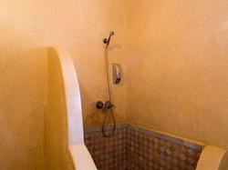 Riad Losra