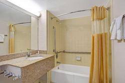 Days Inn by Wyndham Norfolk Military Circle