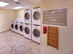 Candlewood Suites Omaha Airport
