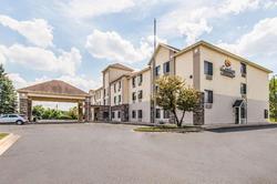 Comfort Inn and Suites North Aurora