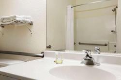 Super 8 by Wyndham Aurora/Naperville Area