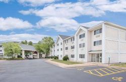 Cobblestone Suites – Oshkosh