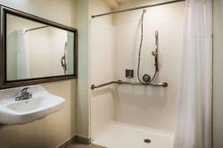 Days Inn & Suites by Wyndham Antioch