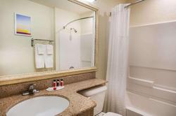 Days Inn & Suites by Wyndham Antioch