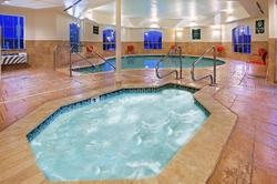 La Quinta Inn & Suites by Wyndham OKC North- Quail