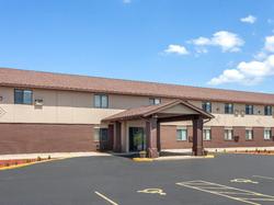 Baymont by Wyndham Oshkosh Airport