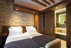 Select Rive Gauche