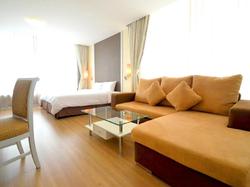 The City Hotel Sriracha