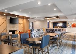 Holiday Inn Express Indianapolis Airport