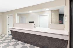 Super 8 by Wyndham Hattiesburg South